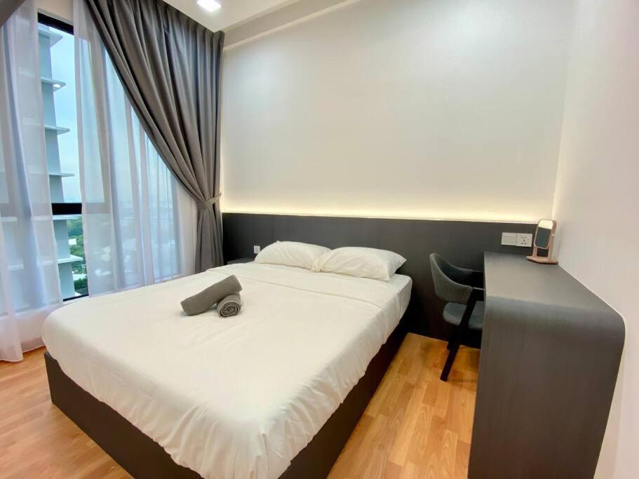 Pangsapuri Hck10 Platino Projector /3min Walk Paradigm/sutera Jb *