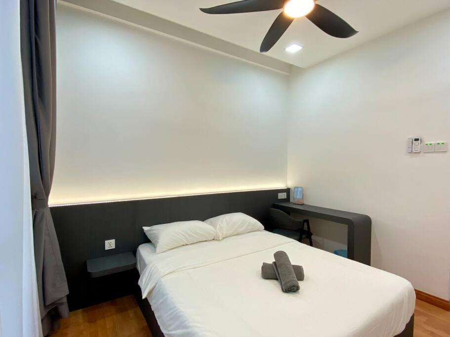 Hck10 Platino Projector /3min Walk Paradigm/sutera Jb Pangsapuri *